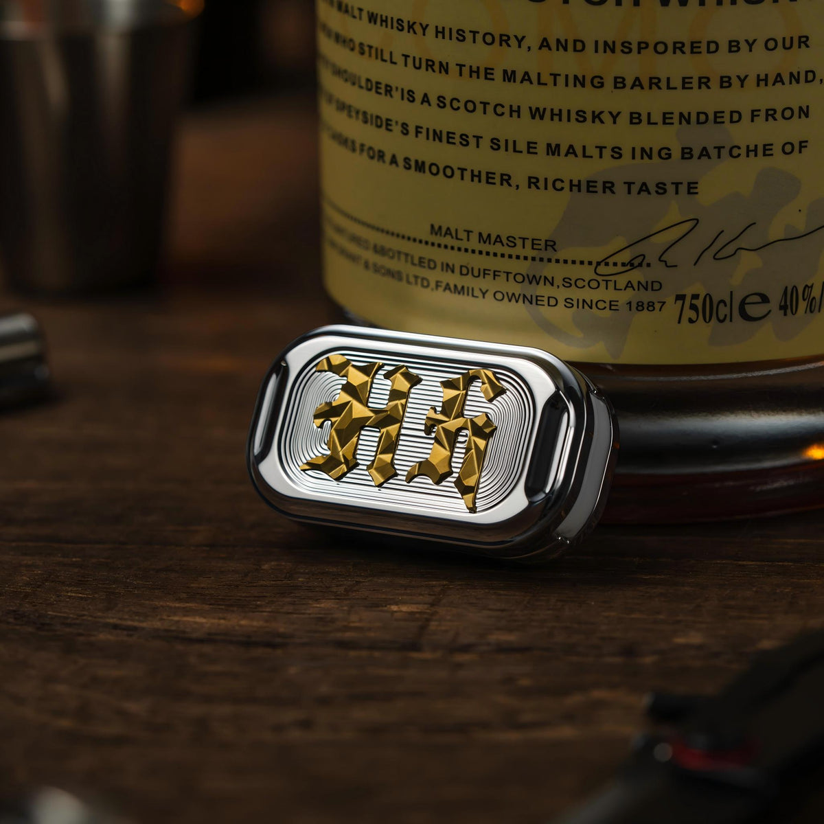 01EDC & HH EDC co-branded shell